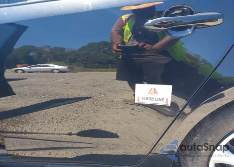 2024 Toyota Corolla Le z USA, uszkodzony, nr VIN 5YFB4MDE3RP158667